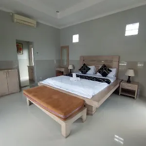 Guest house Aya Redpartner